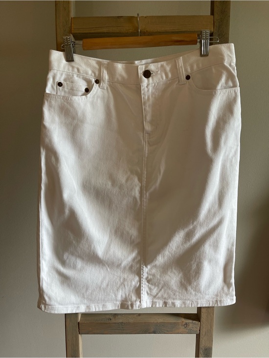 Ralph Lauren Dresses & Skirts - Ralph Lauren White Denim Pencil Skirt size 6